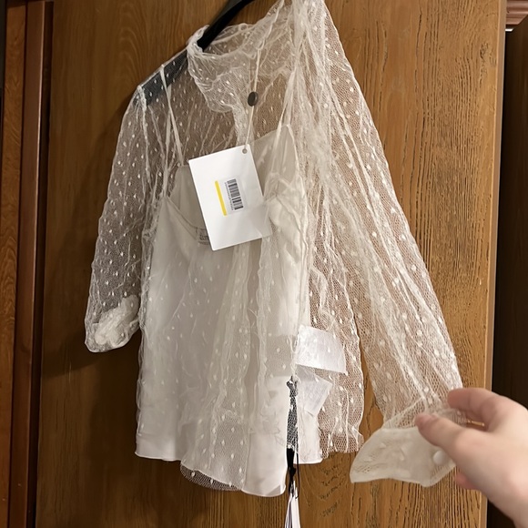 Valentino point d’esprit tulle top! Sold out everywhere - Picture 3 of 5